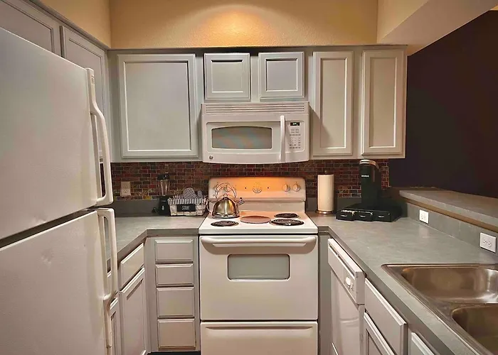 Tally Townhome Minutes From Famu & Fsu Hébergement de vacances
